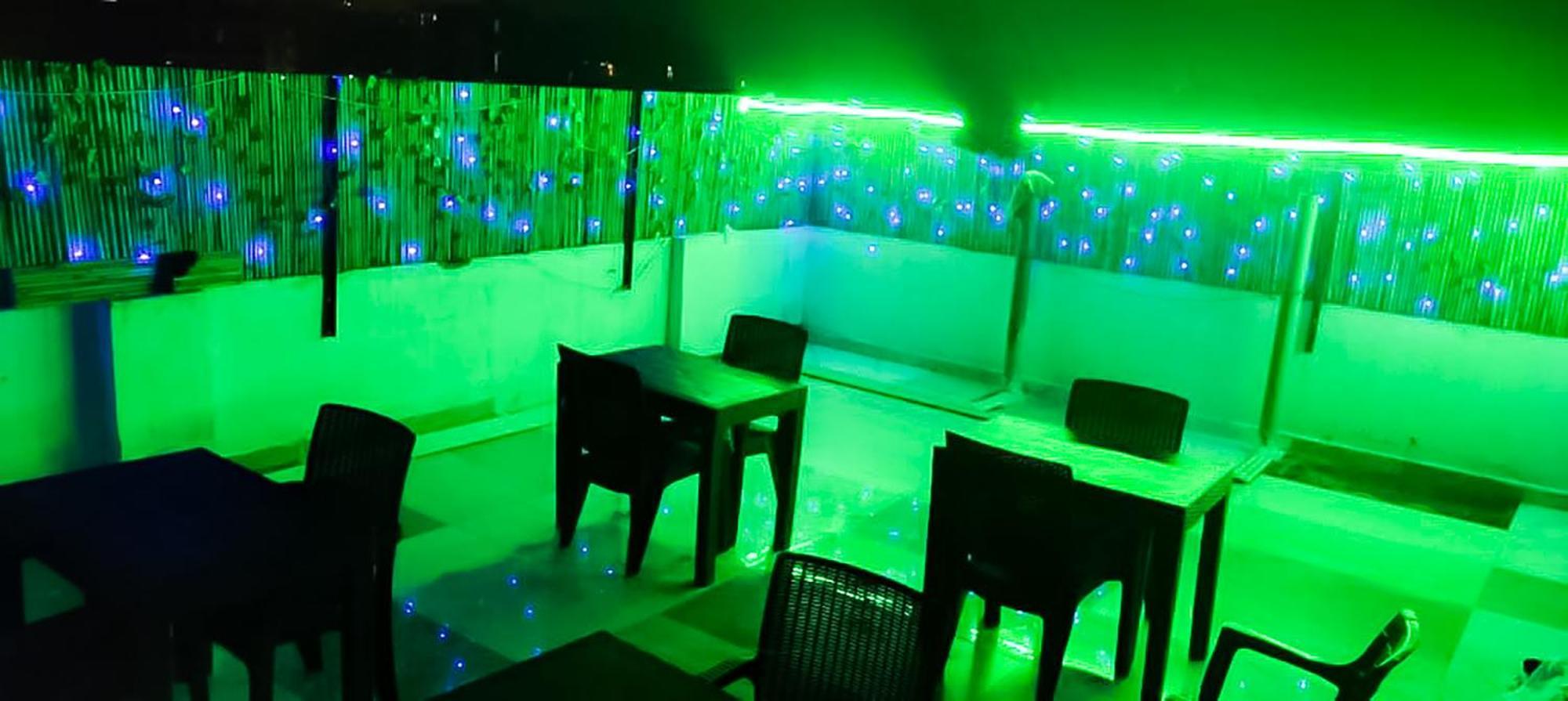 Roomshala 123 Happy Homes- Near Saket Metro ニューデリー エクステリア 写真